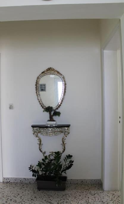 Flora's Traditional Family House *