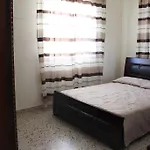 Flora\'S Traditional Family House